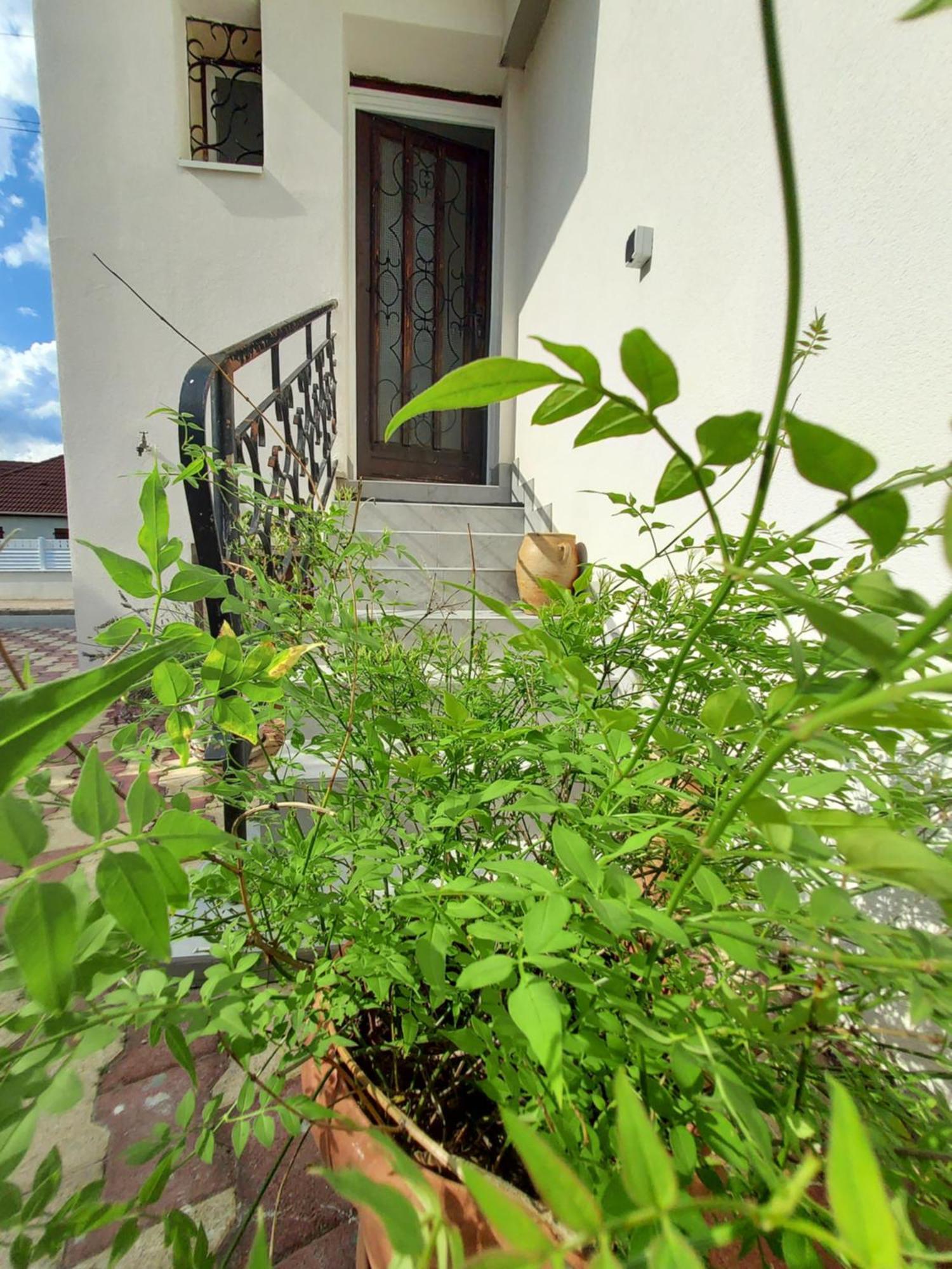 Meublé Avec Deux Appartamento *